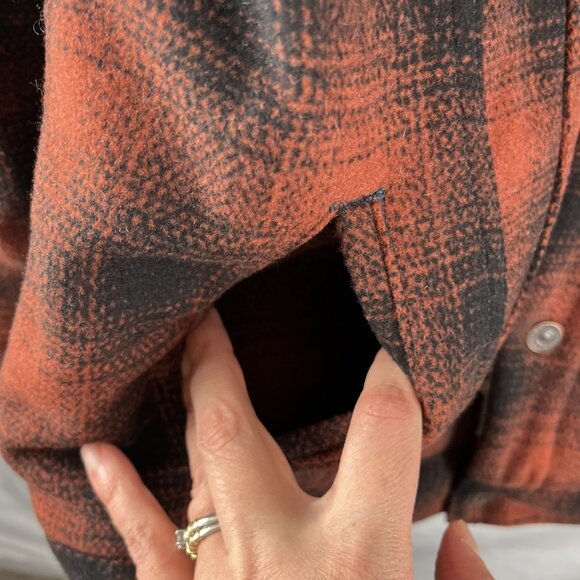 Levis NWT Plaid Sherpa-Lined Snap Jacket Men's Size M - Picture 7 of 13